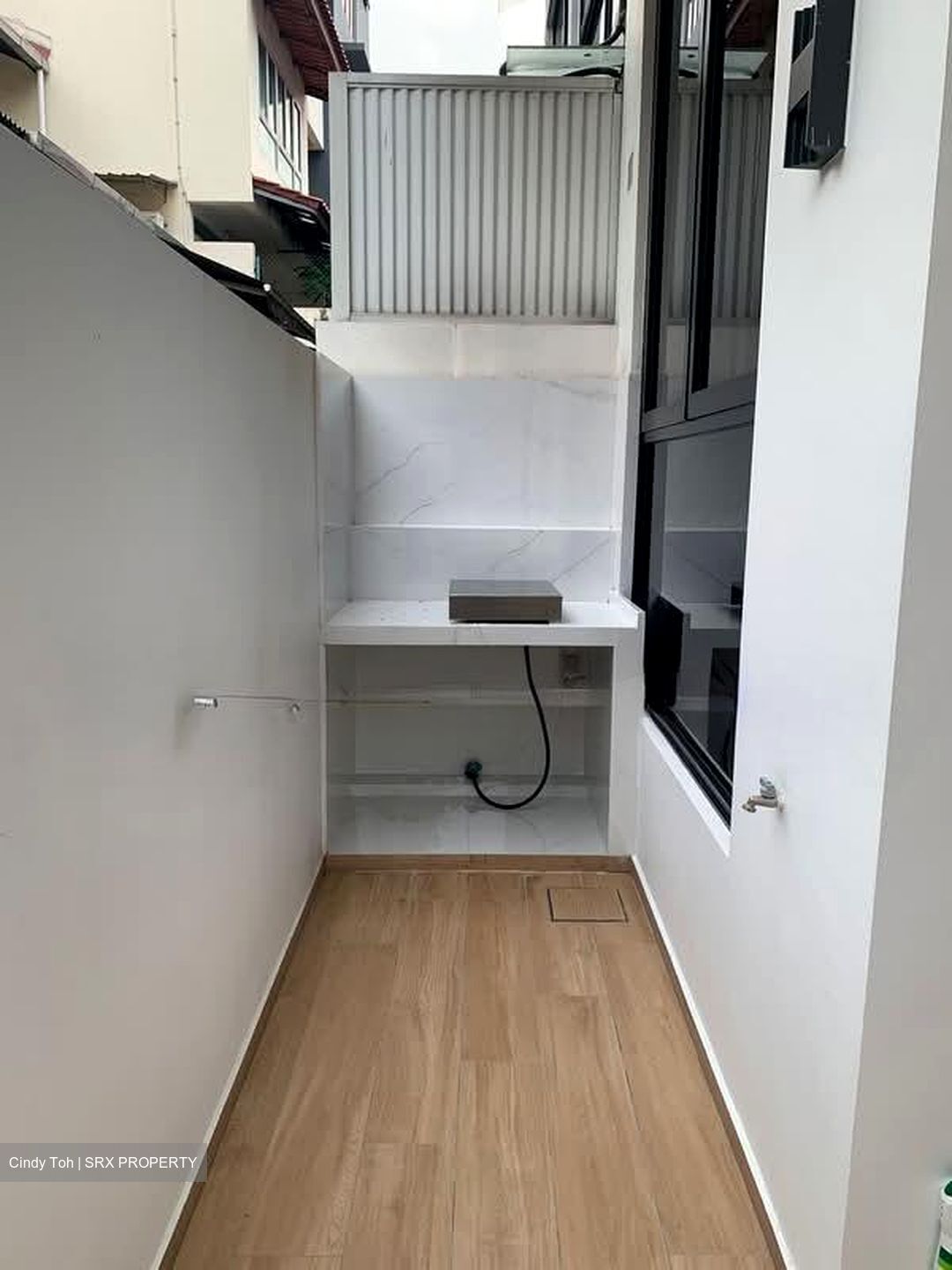 Eng Aun Park (D11), Terrace #580204091
